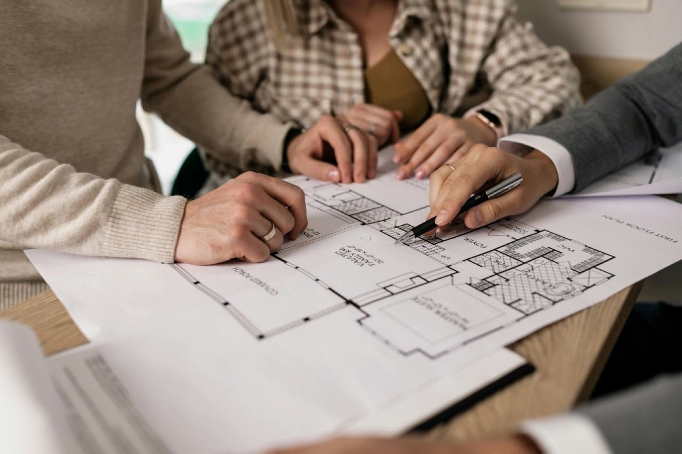 Real estate virtual assistant updating property listings
